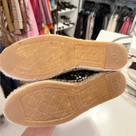 Chanel Black Espadrille Flats 39 - Picture 3 of 3